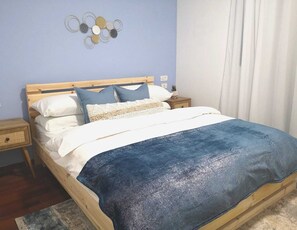 2 室のベッドルーム、WiFi