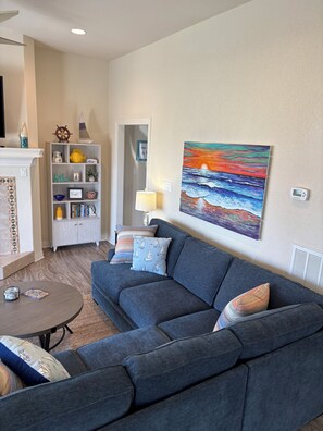 Smart TV, ping pong, books, stereo - Private Beach Access Steps Away From Backyard! Includes Bay Creek Amenities! (Cape Charles)