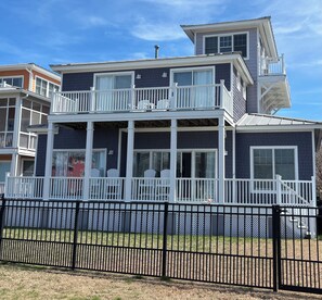Exterior - Private Beach Access Steps Away From Backyard! Includes Bay Creek Amenities! (Cape Charles)