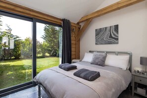 3 soverom, strykejern/-brett, reiseseng for barn og wi-fi