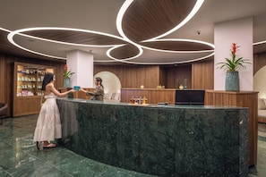 Couples treatment rooms, Turkish bath, body treatments, hydrotherapy