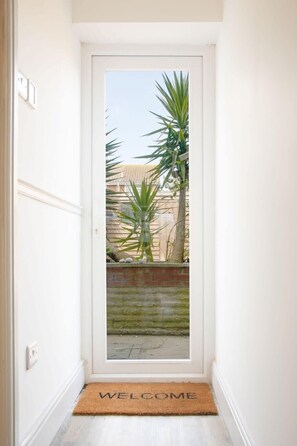 Interior - Bright & Modern Selsey Seafront Home (Selsey)