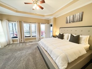 4 bedrooms, iron/ironing board, travel crib, free WiFi