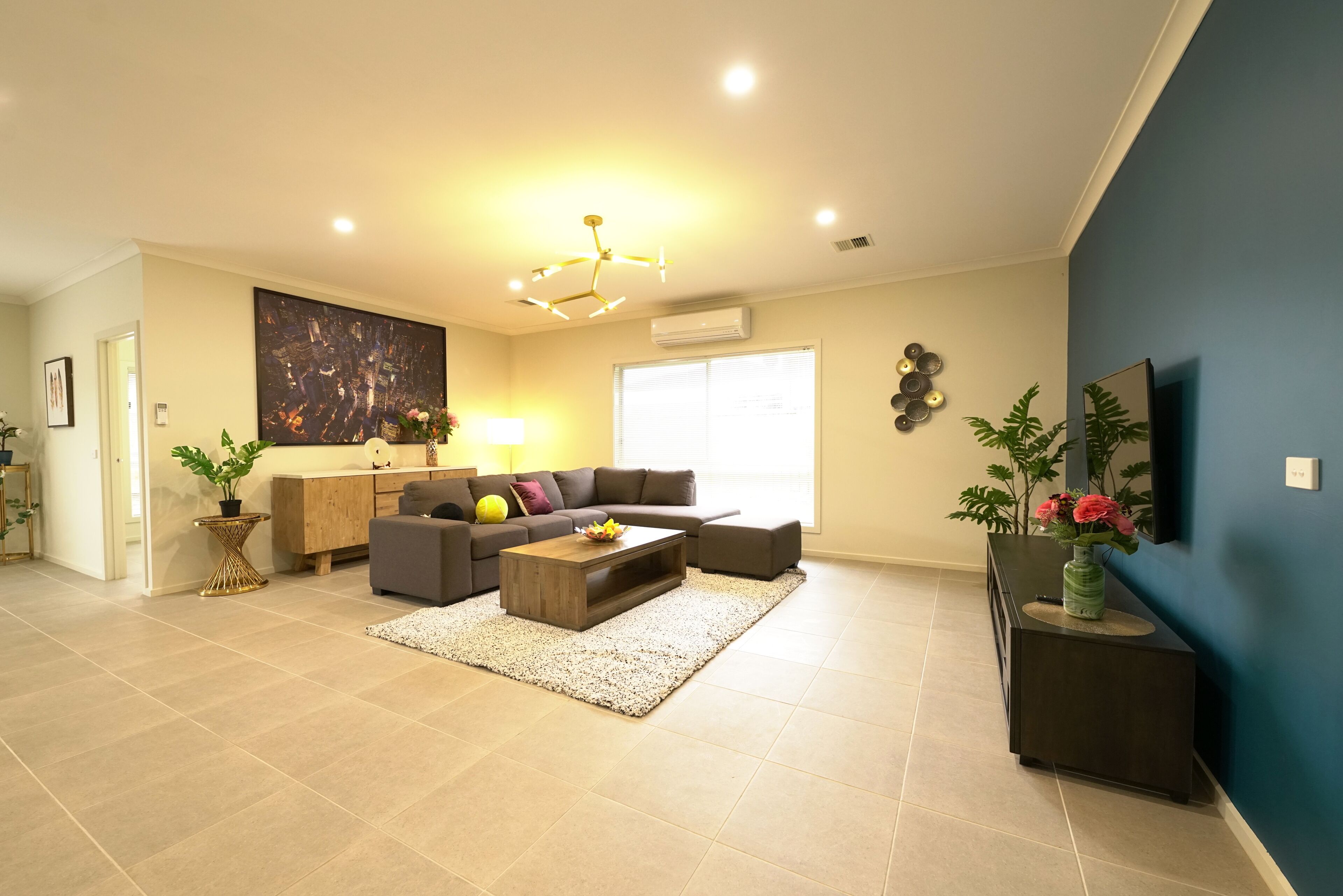 Superior House | Living area