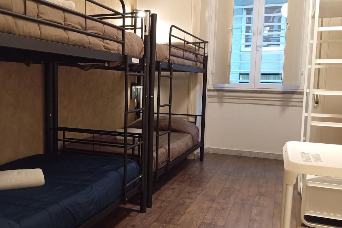 1 bedroom, soundproofing, iron/ironing board, free WiFi