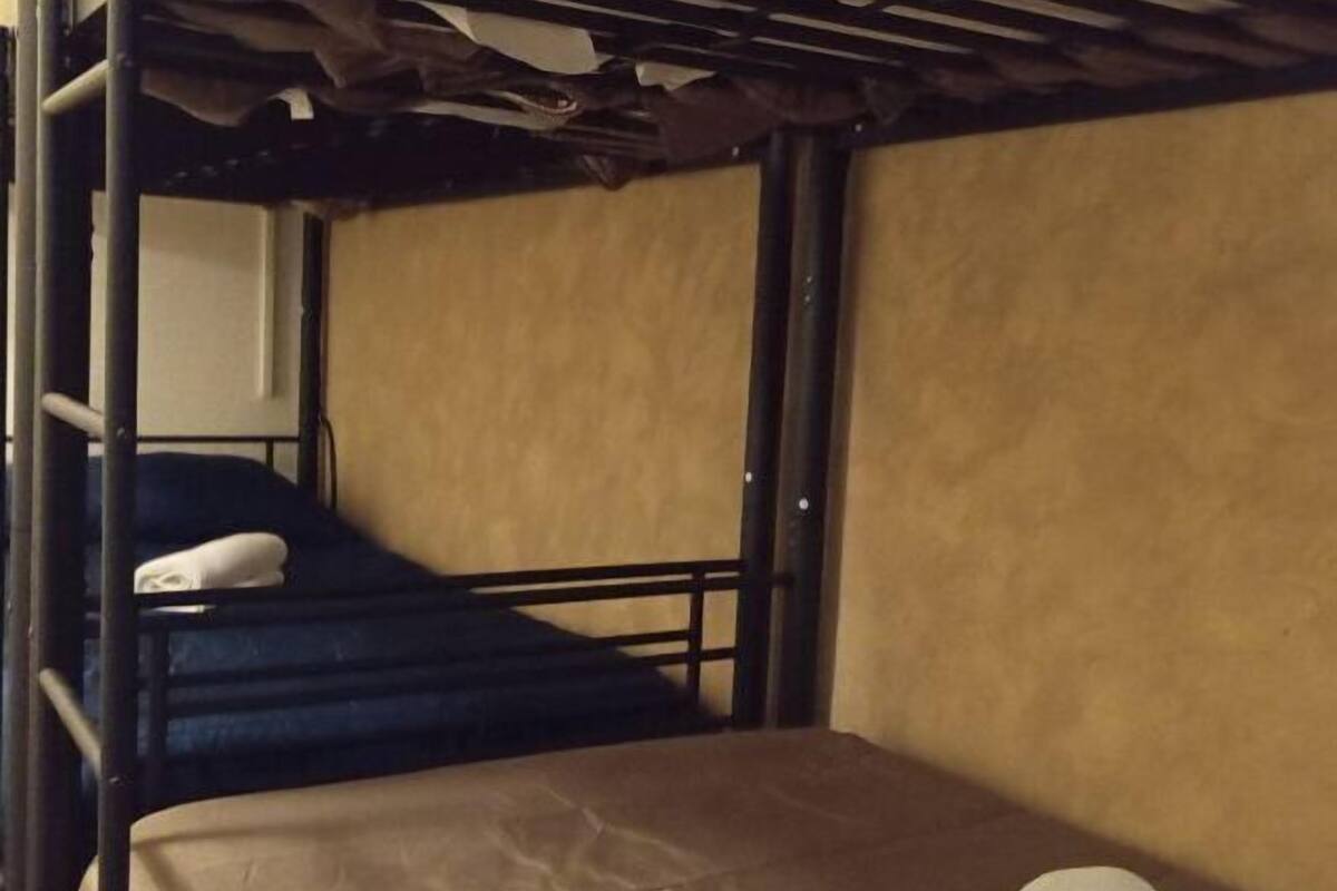 1 bedroom, soundproofing, iron/ironing board, free WiFi