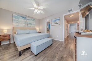 3 bedrooms, desk, iron/ironing board, free WiFi