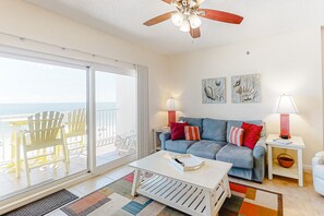 TV, DVD player - Bright and Convenient Condo Overlooking the Gulf + Shared Pool, Free WiFi (Gulf Shores)