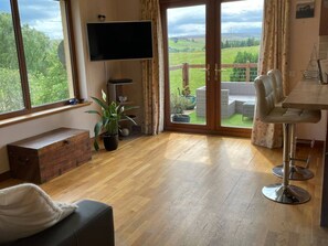 公  寓, 多張床 | 客廳