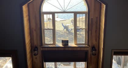 Maine Lakeside Retreat