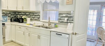 Relaxat at Lovely home by the Warm Mineral Springs in Sunshine Florida.