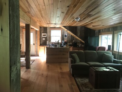 Sentner House River/Rustic Retreat - Clarion River Dock on 650 Wooded acres