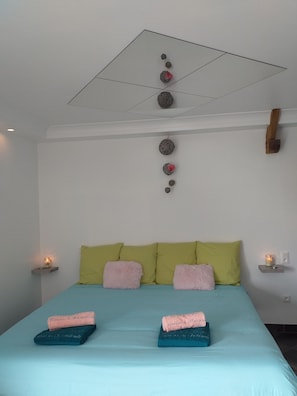 1 habitación y ropa de cama 