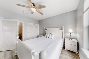 8 bedrooms, iron/ironing board, free Internet, bed sheets