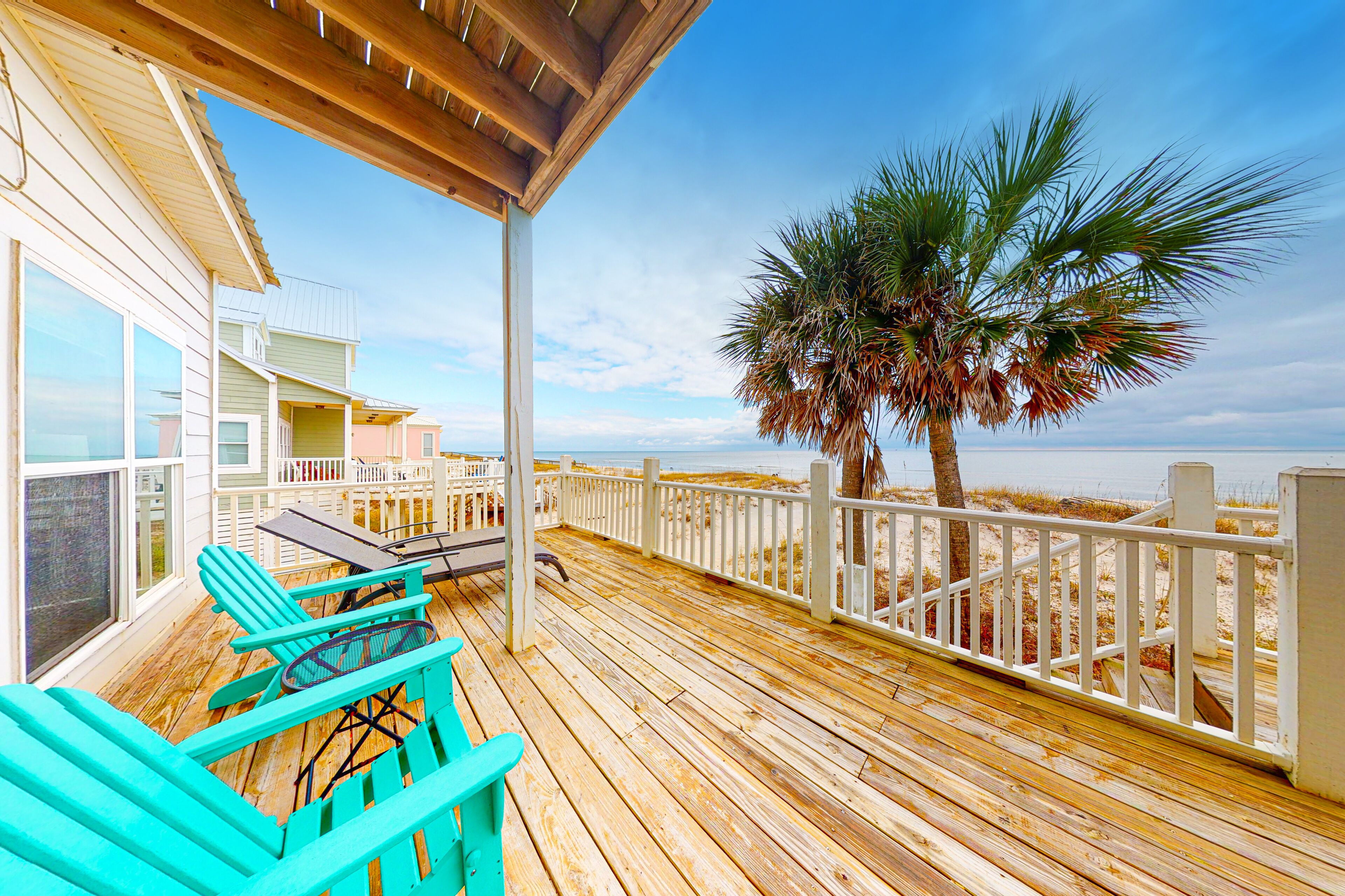 Gulf-Front Getaway w/Shared Pool and Tennis Court, Free WiFi