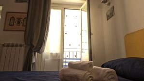 1 多间卧室、熨斗/熨衣板、免费 WiFi、床单
