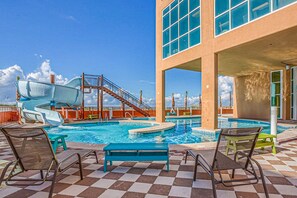 Innenpool, beheizter Pool