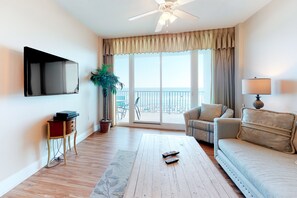 TV, DVD player - Gulf-Front Condo on the Beach w/ Balcony, AC, WiFi & Shared Hot Tubs/Pools/Gym (Gulf Shores)