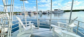 Aqua Lodge Houseboat "Tarpon"
