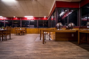 Nhà hàng