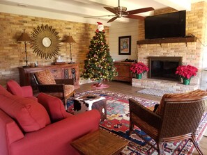 Smart TV - City View on the Cane- The most amazing spot to see it all! (Natchitoches)