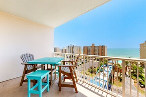 Outdoor dining - Gulf-view condo with pool, hot tub, lazy river & balcony (Gulf Shores)