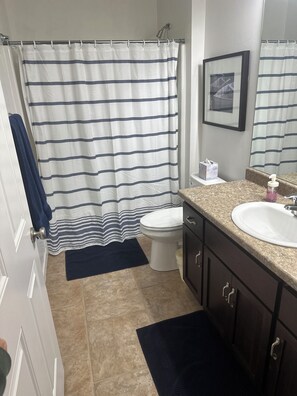 Combined shower/bathtub, hair dryer, towels, soap - Fabulous Condo at Bridges Bay - Golden Gate #104 (Arnolds Park)