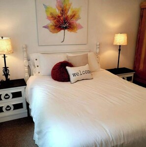 3 habitaciones, tabla de planchar con plancha, wifi y ropa de cama