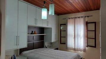 6 slaapkamers, reisbedje, gratis wifi