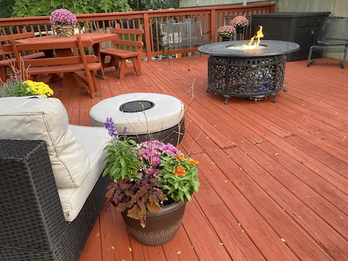 Spacious Lancaster Home Near Spooky Nook, Family-Friendly, Flexible Layout