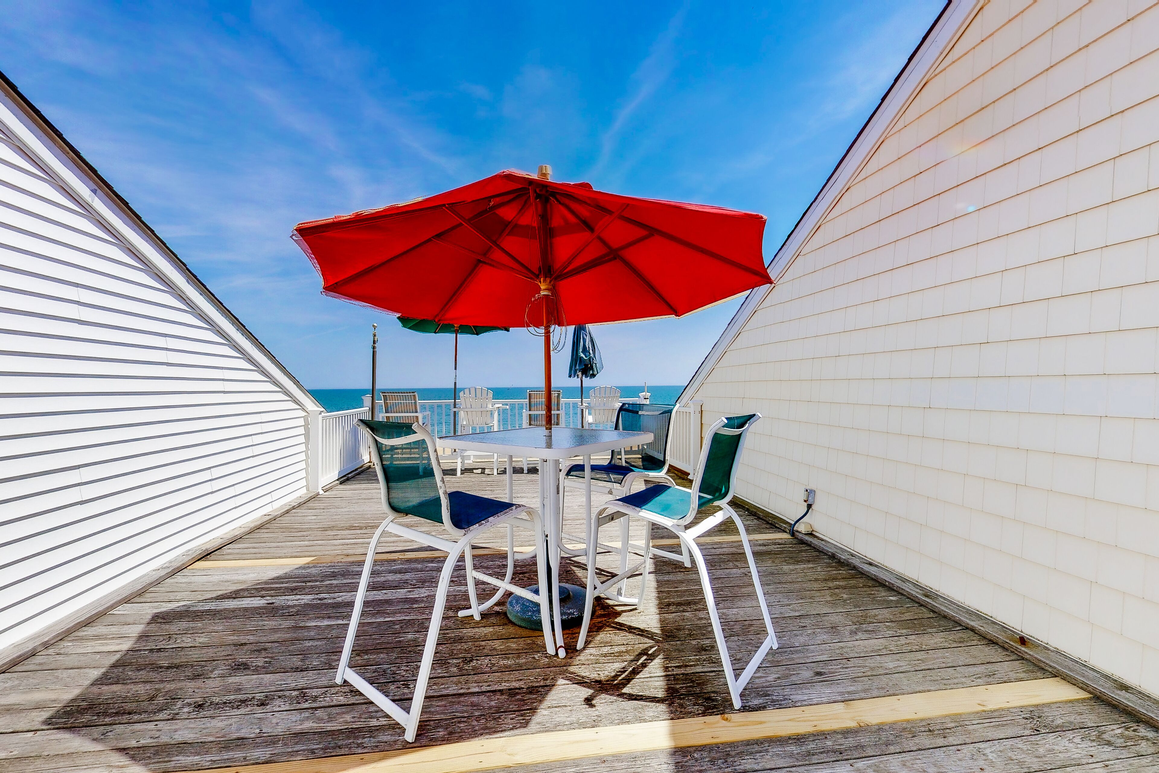 屋外ダイニングエリア