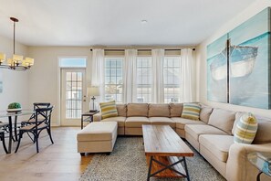 Fernseher, Tischfußball