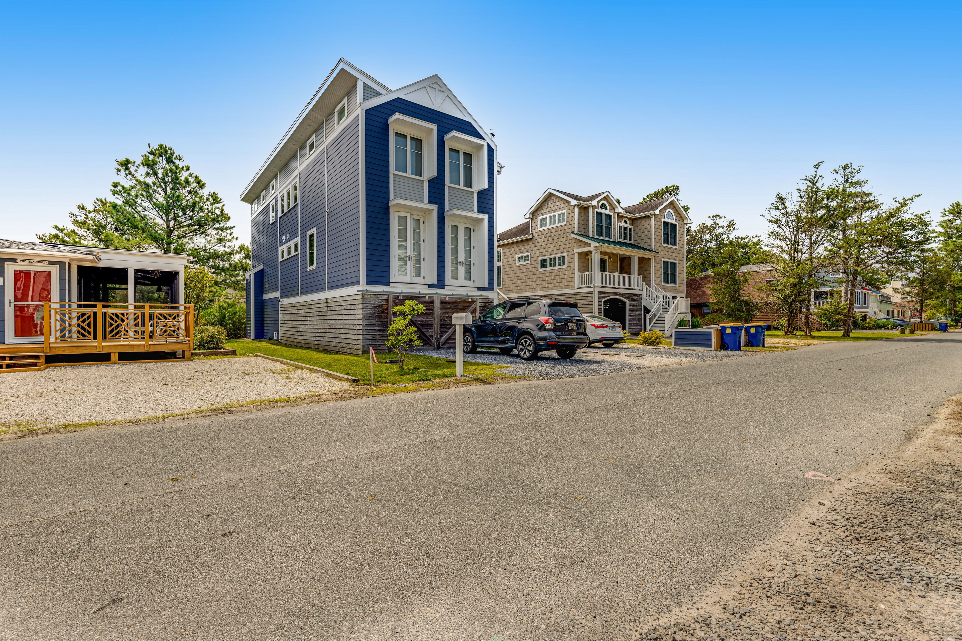 Town of Bethany Beach House Close to Ocean w/Free WiFi & Private Washer/Dryer
