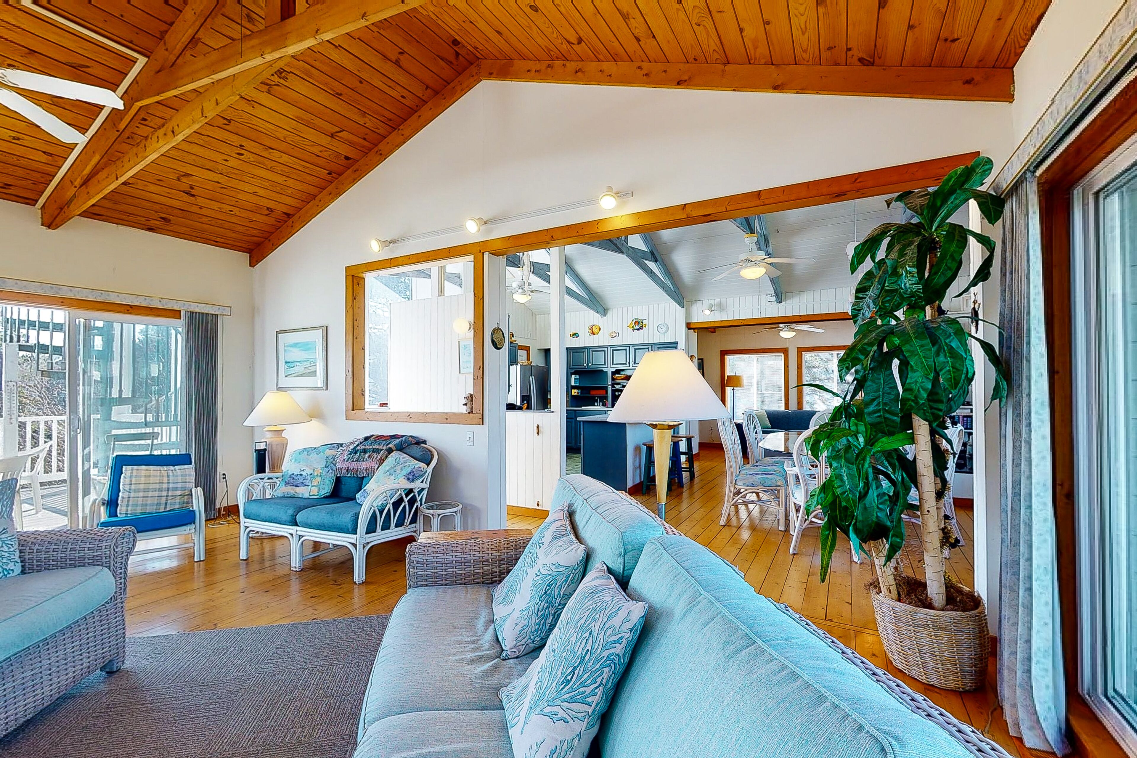 Ocean Village Home Steps From Beach w/Free WiFi + Private Washer and Dryer