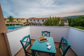 Outdoor dining - Ecoresort Hotel Zefyros (Zakynthos)