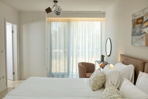 4 Schlafzimmer, Zimmersafe, Bügeleisen/Bügelbrett, kostenloses WLAN