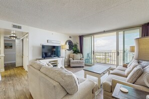 TV, DVD player, ping pong