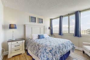 2 bedrooms, Internet, bed sheets