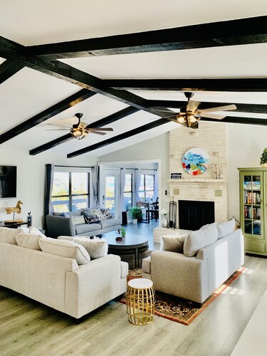 Lake, River & Hill Country Escape and Retreat Center