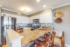 Fridge, microwave, oven, stovetop - Bayfront Condo w/Shared Outdoor Pool, Private Washer/Dryer, Sunroom, Free WiFi (Ocean City)