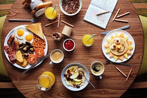 Daily buffet breakfast for a fee - Premier Inn Dubai Barsha Heights (Dubai)