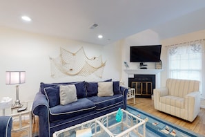 TV, fireplace, DVD player