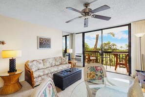 TV a schermo piatto, lettore DVD