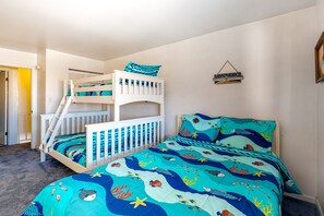 1 bedroom, iron/ironing board, free Internet, bed sheets