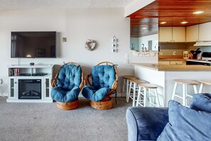 TV, fireplace, DVD player