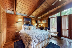 3 bedrooms, free Internet, bed sheets