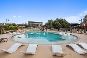 Pool - Texas State Sanctuary With Massive Pool Oasis (San Marcos)