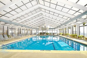 Innenpool, beheizter Pool