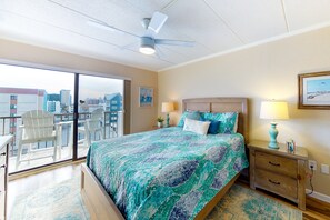 3 bedrooms, Internet, bed sheets, wheelchair access