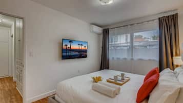 Standard Apartment (2 Bedrooms) | 2 bedrooms, pillowtop beds, individually decorated